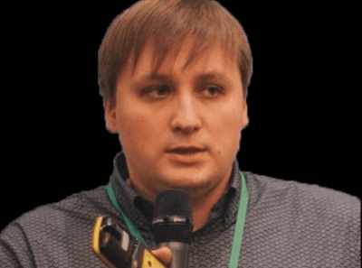 Антон Петроченков — российский коуч, связанный с конторой «Convert Monster». Обвиняется в инфоцыганстве, агрессивном самопиаре, продаже воздуха